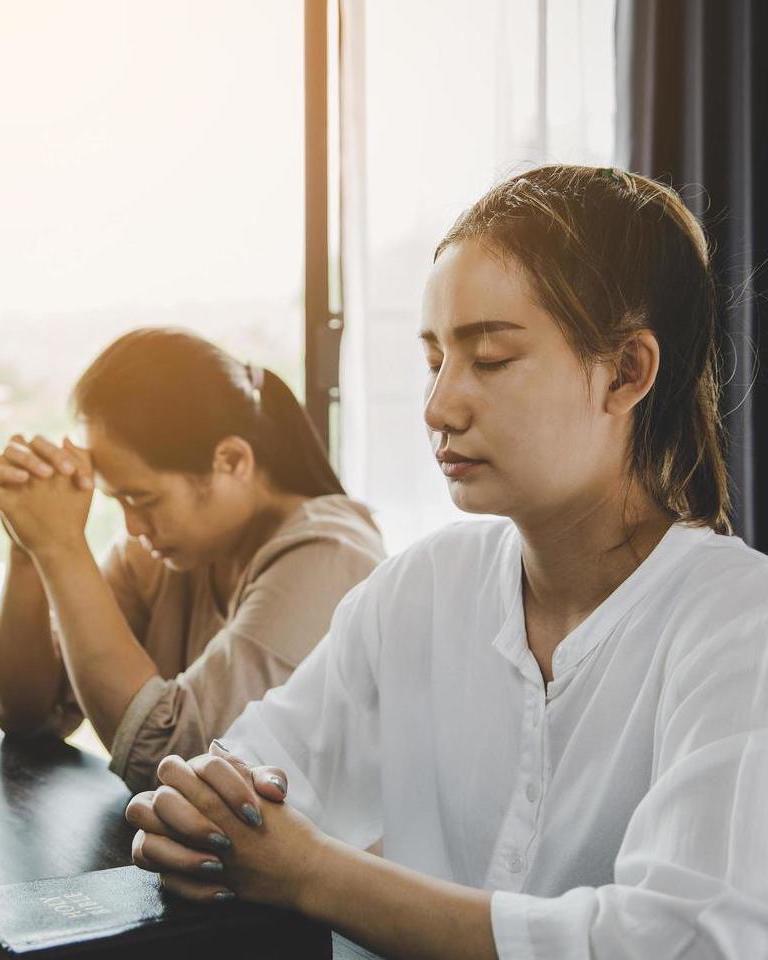 two-women-praying-worship-believe-free-photo